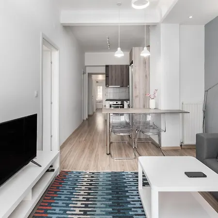 Liberty By Halu! - Spacious 3Bd In Thessaloniki Center